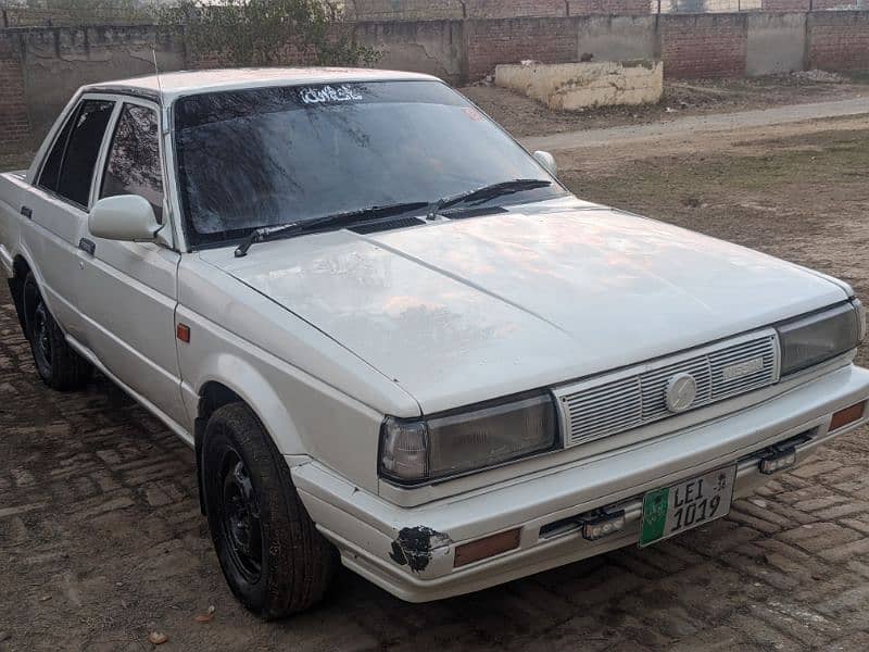 Nissan Sunny 1988 5