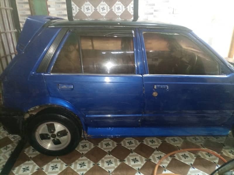 Daihatsu Charade 6