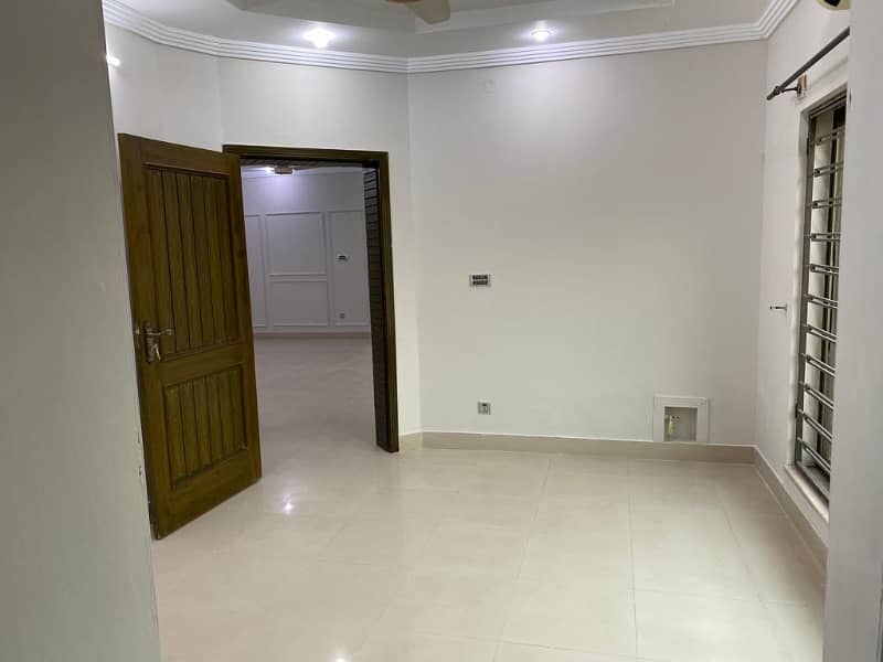 House available for rent in phase 3 bahria town Rawalpindi 2