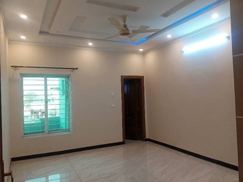 1 Kanal Ground Portion available for Rent block D 5