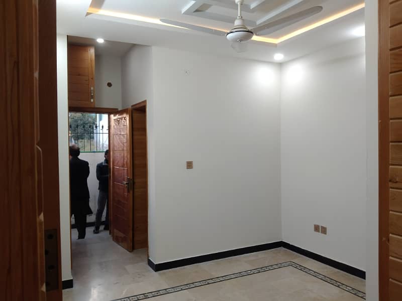 Upper Portion Available For Rent 9