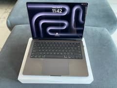 Macbook Pro M3 14 inches