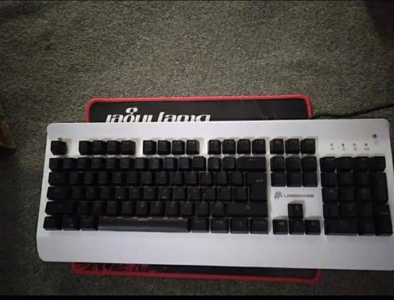 Gaming White Keyboard 0