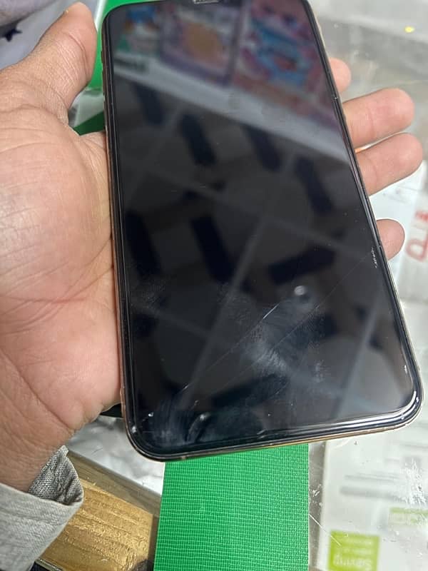 iphone xsmax 256gb non pta 4