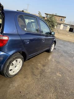 Toyota Vitz 2000