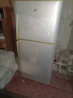 pell refrigerator for sell 10/7 condition janean compressor