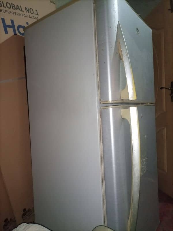 pell refrigerator for sell 10/7 condition janean compressor 8