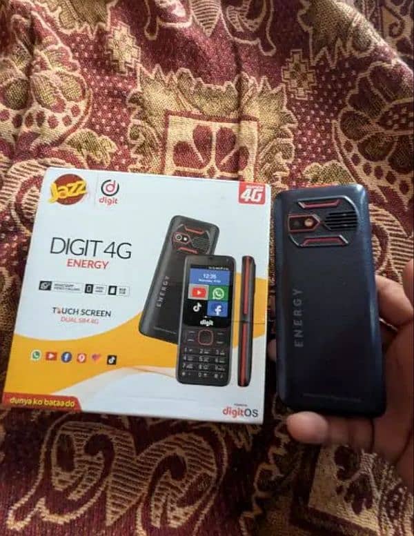 Jazz digit 4g Energy 1 gb ram 8gb memory 3000mah battery 9.5/10 0