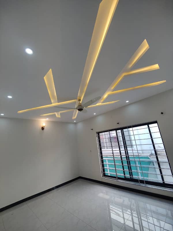 Sector: F , 10 Marla Upper portion for Rent Bahria enclave Islamabad 14