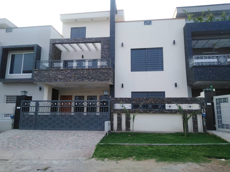 6 Bedroom Full House Available For Rent 26