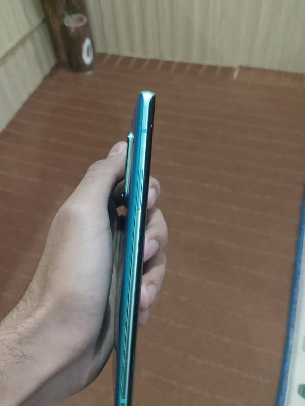 One Plus 8Pro 4