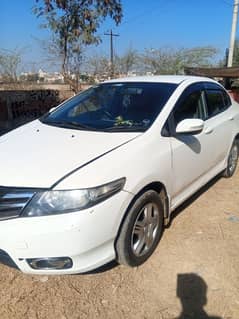 Honda City IVTEC 2016 automatic  0316/6052846)