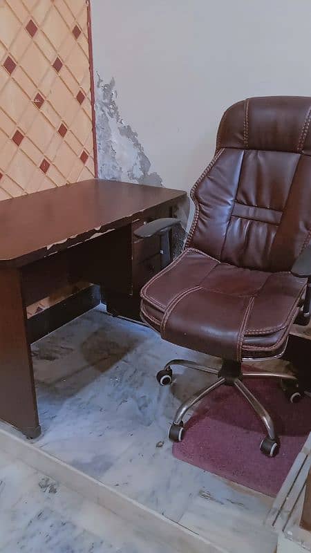 office table with chair 2