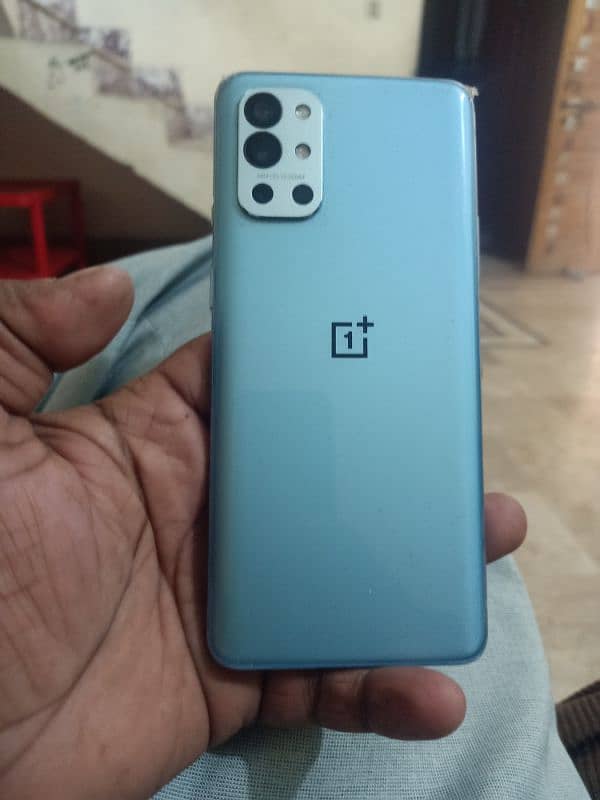 OnePlus 9r 3