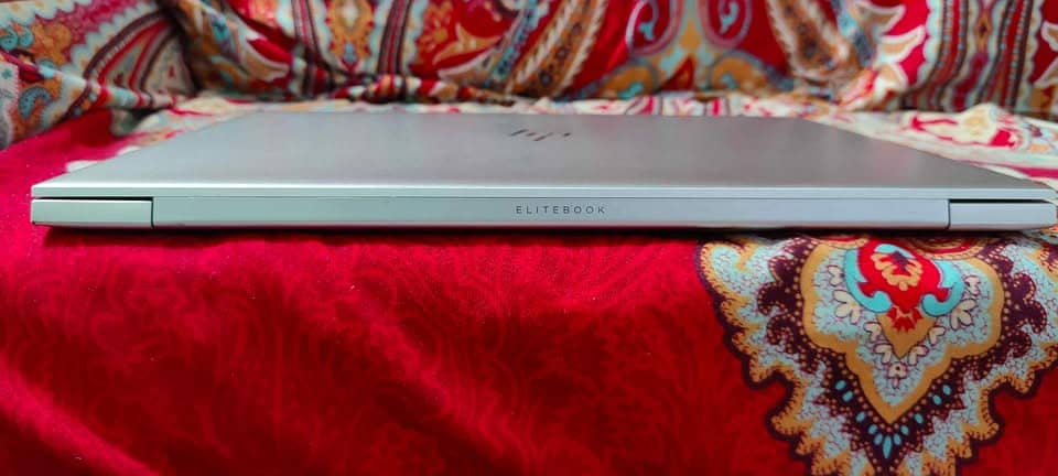 Hp EliteBook 850 G6 i-7 8th Gen 16/256 condition like brand new 3