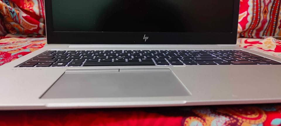 Hp EliteBook 850 G6 i-7 8th Gen 16/256 condition like brand new 5