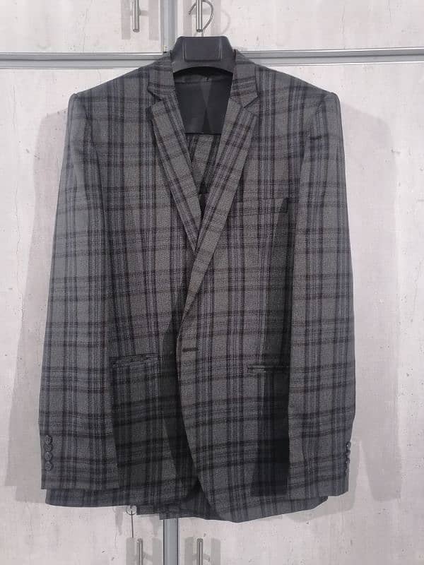 3 piece suit - Charcoal check 0