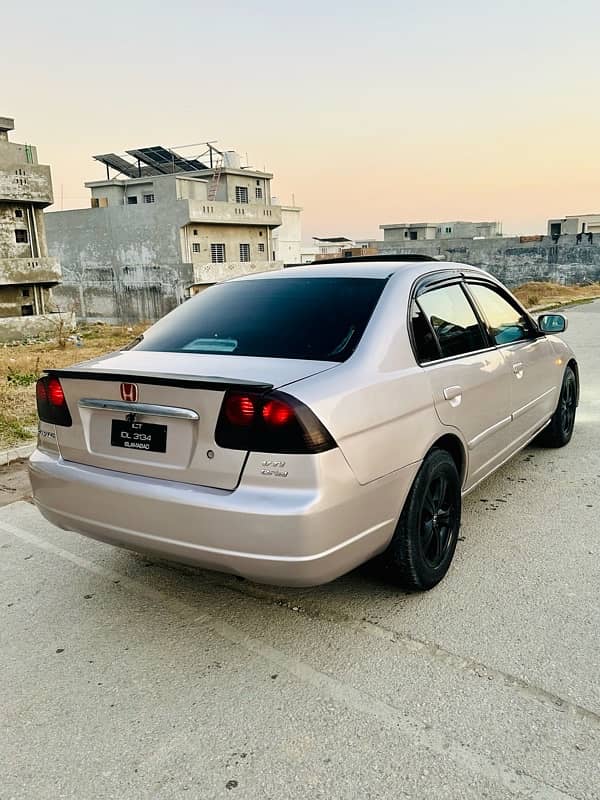 Honda Civic Oriel 2001 4