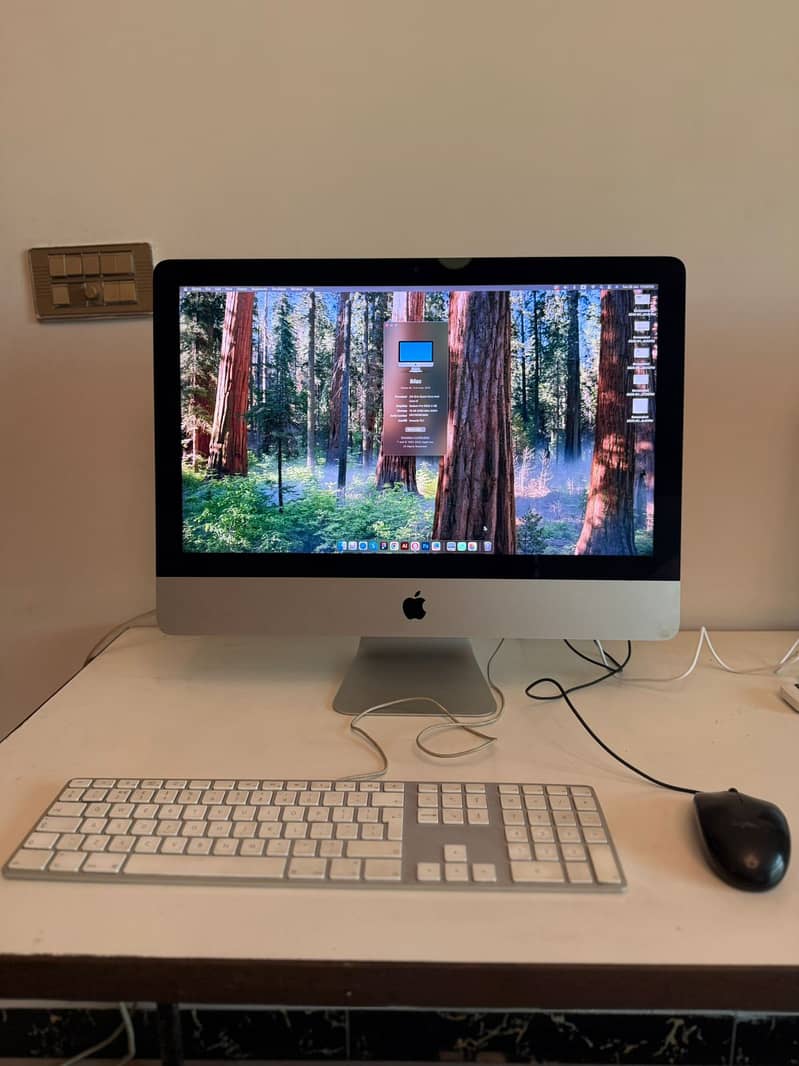 Apple iMac 2019 - i7 - i5 - i3 - 10/10 Conditions - 21.5 inches 4