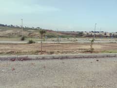 8 Marla Developed 120 ft Road Commercial Plot for Sale in front of Army Public School, Sector Lilly, DHA-07