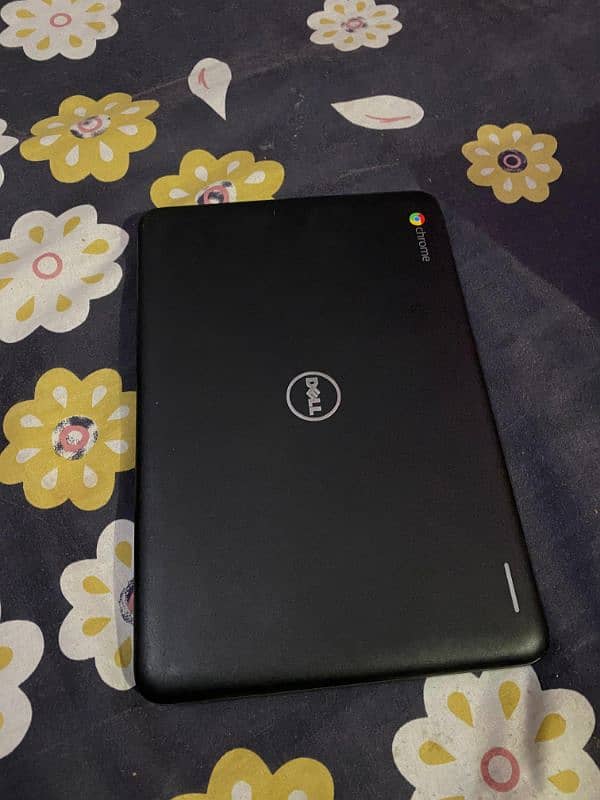 Dell Laptop Celeron 4Gb Ram Brand new condition 5