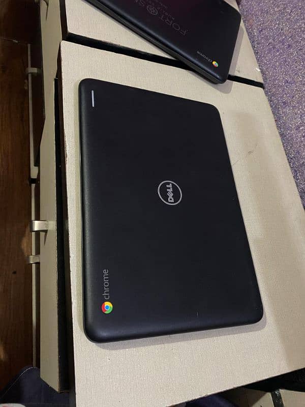 Dell Laptop Celeron 4Gb Ram Brand new condition 6