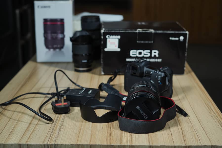 CANON EOSR WITH CANON 24/105 1