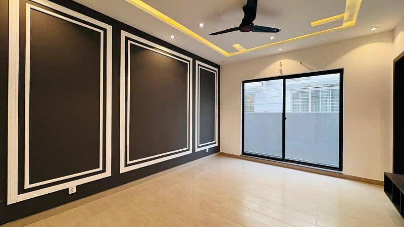 1 Kanal Brand New House For Rent 12