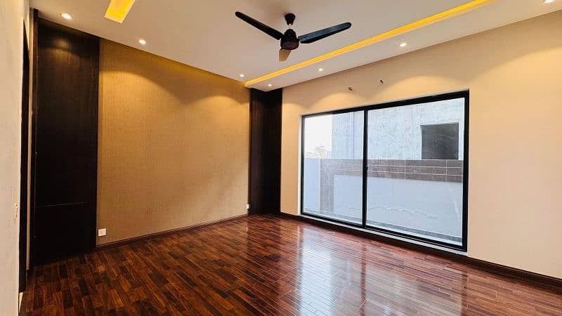 1 Kanal Brand New House For Rent 18