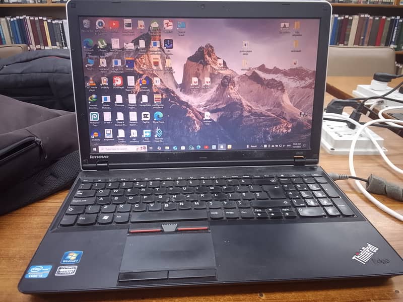 Lenovo ThinkPad Edge E520 Intel® Core™ i5 i5-2430M 15.6" 4 GB DDR3-SD 0