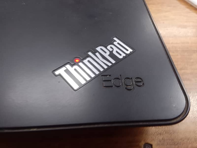 Lenovo ThinkPad Edge E520 Intel® Core™ i5 i5-2430M 15.6" 4 GB DDR3-SD 4