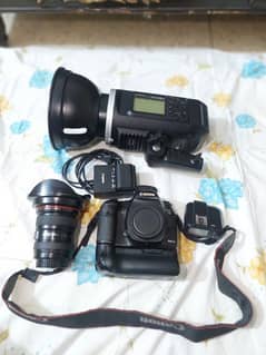 canon mark 3 -17 40 lens 1 battery godex 600 -with trigger