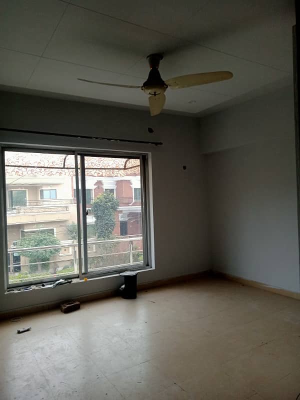 7 marla 3 bed upper portion for rent in psic society near lums dha lhr 11