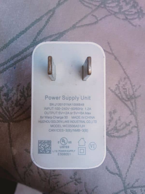 original adopter charger iPhone Android pd 5