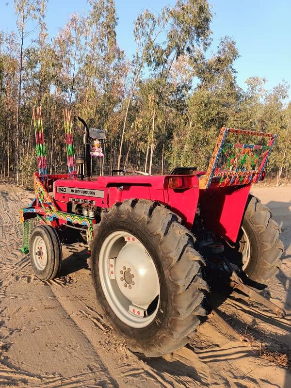 Massey Ferguson 240 Tractor Model 2013 2