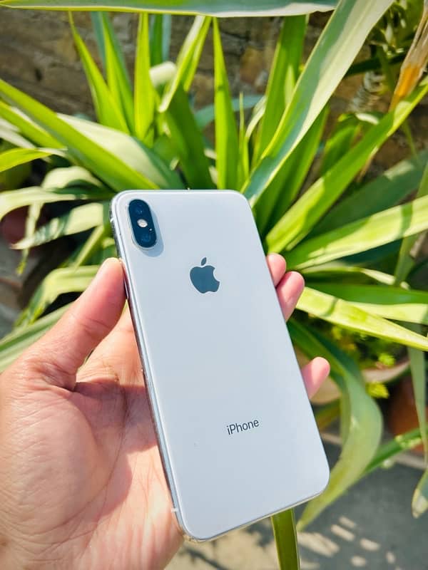 iphone x 64gb pta approved 1