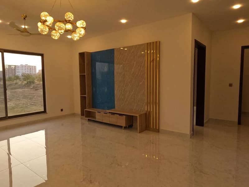 P10A villa for sale urgent brand new condition bahria town Karachi 5