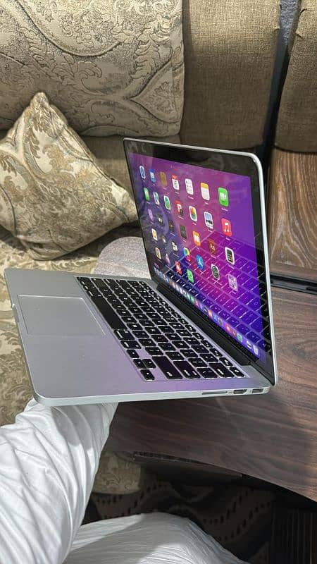 Macbook pro 2016 Dual-Core Intel Core i5 3