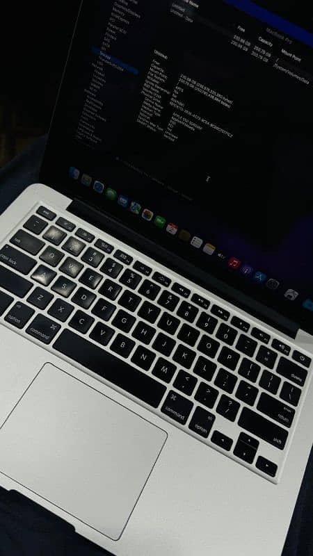 Macbook pro 2016 Dual-Core Intel Core i5 14