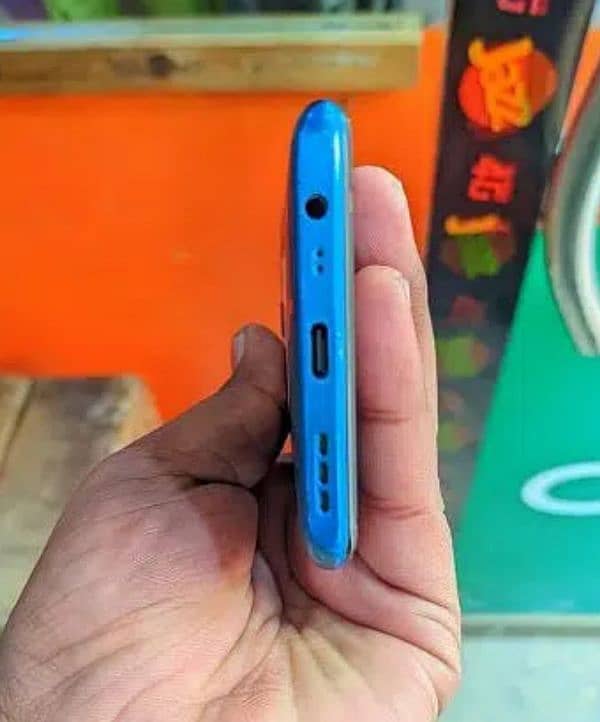 Redmi 9 4/64 Green back 8/10 box and charge 1