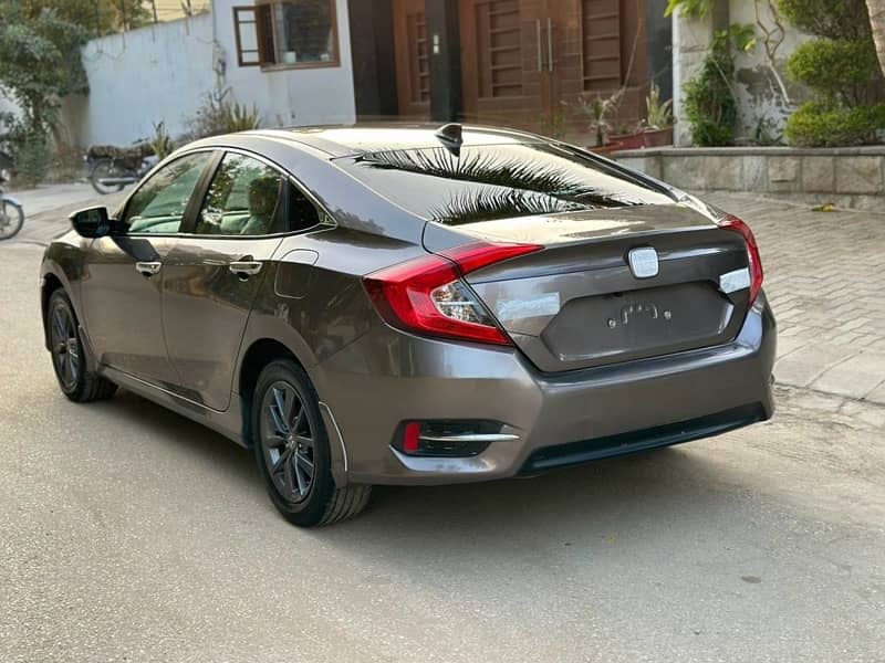 Honda Civic VTi Oriel Prosmatec model 2021 Registered 2021 1st Owner 8