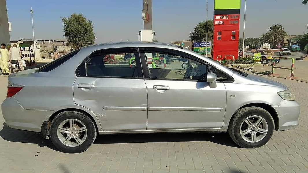 Honda City i-DSi 2006 Family Used Car 11