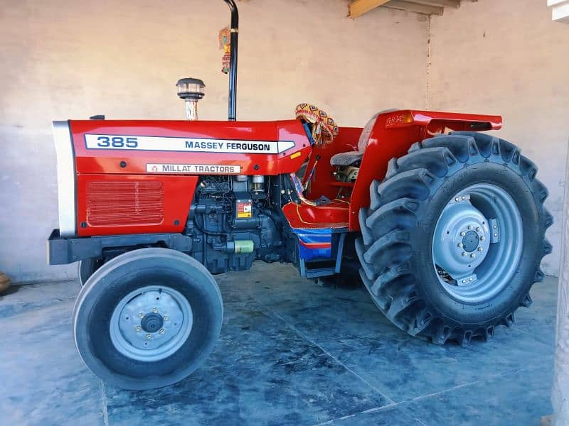 Massey Ferguson 385 Tractor Model 2022 2