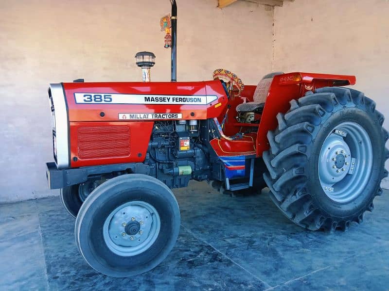 Massey Ferguson 385 Tractor Model 2022 4