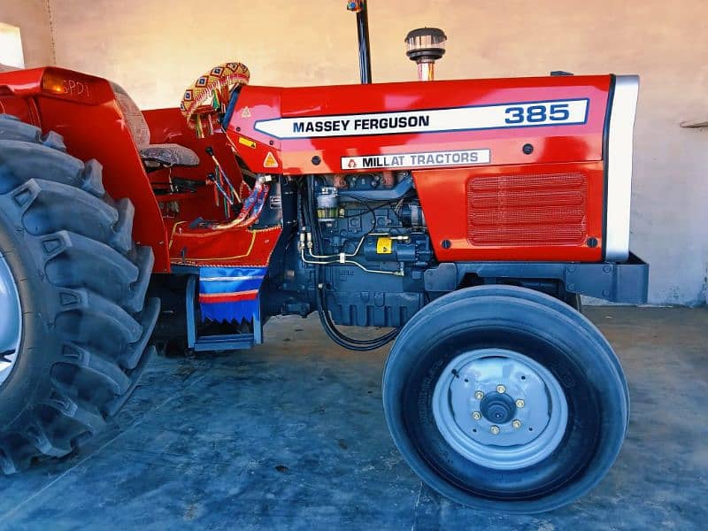 Massey Ferguson 385 Tractor Model 2022 5