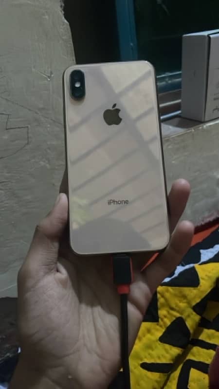 I phone xs pta approved with box 0