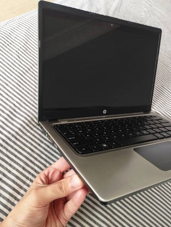 HP Folio-13 Core i5 2