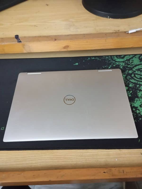 DELL XPS 13  2-in-1 | Core i7 10 gen | 16GB RAM | 256GB SSD 4