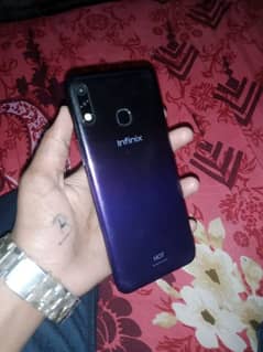 Infinix hot 8 lite