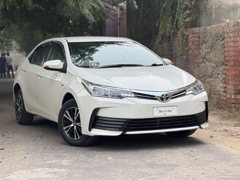 Toyota Corolla (GLI) 2017 - Excellent Condition 5